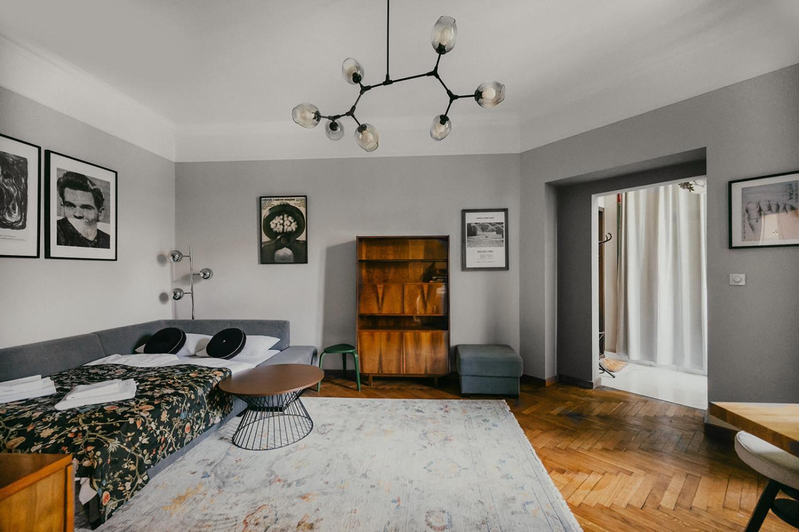 Apartament Antique Old Town